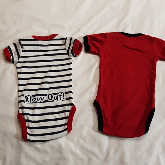 Lazy one 2 body suits both vguc - Picture 4 of 4